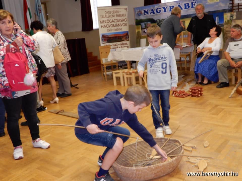 Hagyományőrzés és értékteremtés Biharban 06